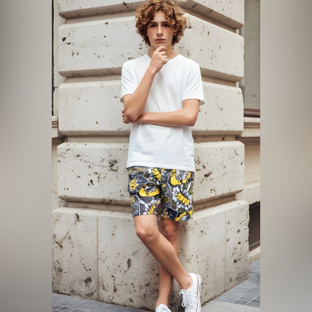 NWT Oh Snap! SZ S yellow/gray/black/white “boom/bang” print shorts/waist 30”-33”